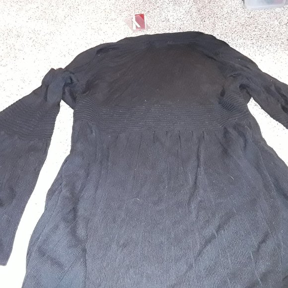New- RED brand flared sleeve, black sweater from Stein Mart: Women's Size Medium - Picture 6 of 7